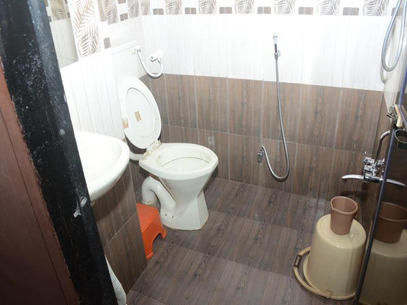 Nilraj Lodge Ratnāgiri Esterno foto